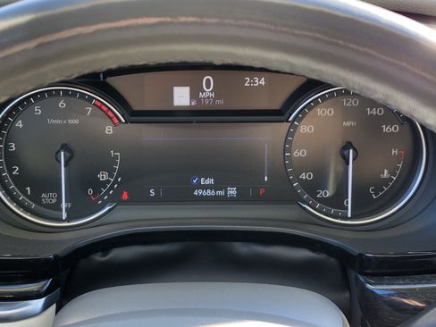 Used 2023 Cadillac XT6 Premium Luxury image 26