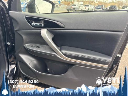 Used 2025 Mitsubishi Eclipse Cross SE AWD/4WD image 12