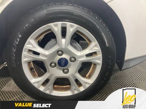 Used 2015 Ford Fiesta SE FWD image 22