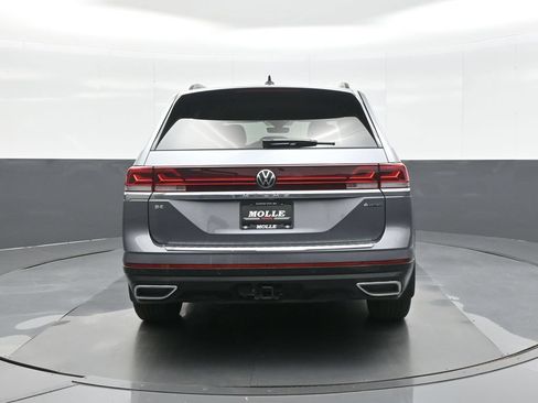 Used 2024 Volkswagen Atlas SE AWD/4WD image 6