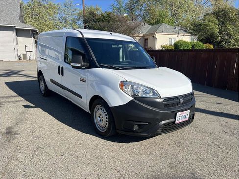 Used 2018 RAM ProMaster City Tradesman image 1