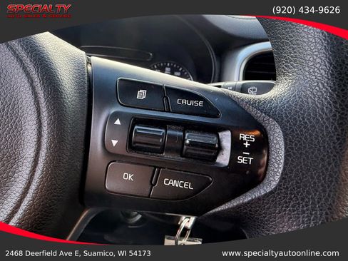 Used 2017 Kia Sorento LX image 20