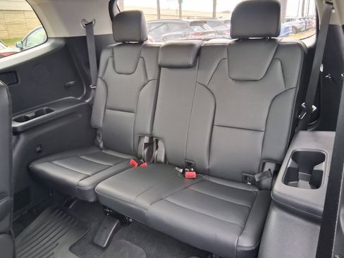 Used 2025 Kia Telluride S image 22