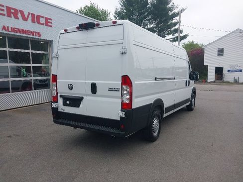Used 2025 RAM ProMaster 3500 w/ Safety Group FWD image 8