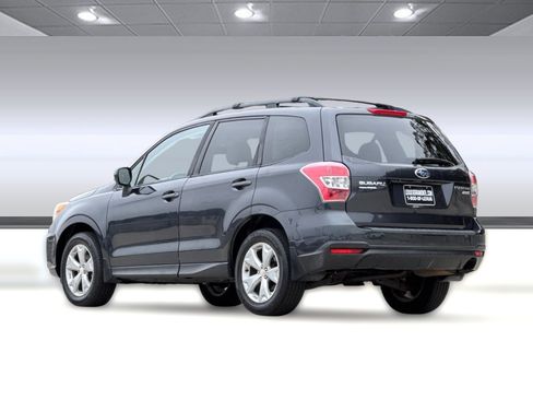 Used 2015 Subaru Forester 2.5i Premium AWD/4WD image 3