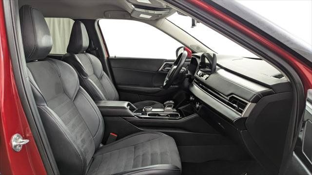 Used 2025 Mitsubishi Outlander SE FWD image 23