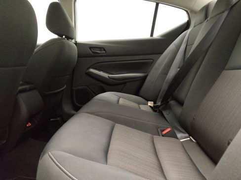 Used 2024 Nissan Altima 2.5 SV FWD image 18