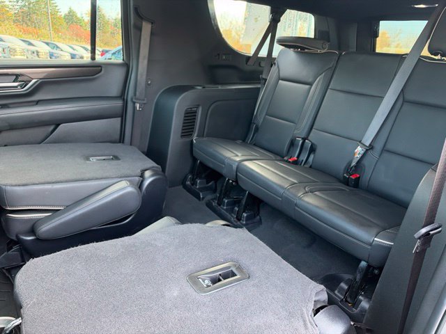 Used 2025 GMC Yukon XL Elevation w/ Technology Package AWD/4WD image 23
