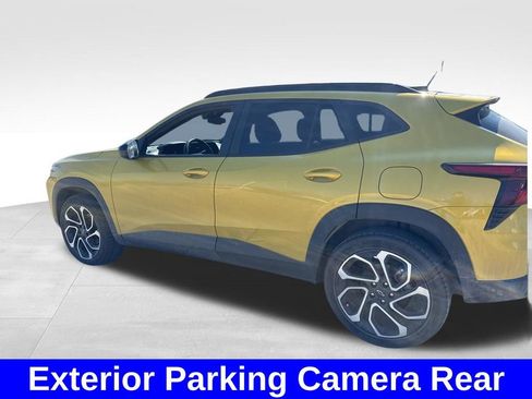 Used 2024 Chevrolet Trax RS w/ Driver Confidence Package image 11