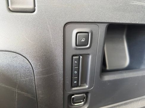 Used 2025 Ford Expedition Max Active RWD image 17
