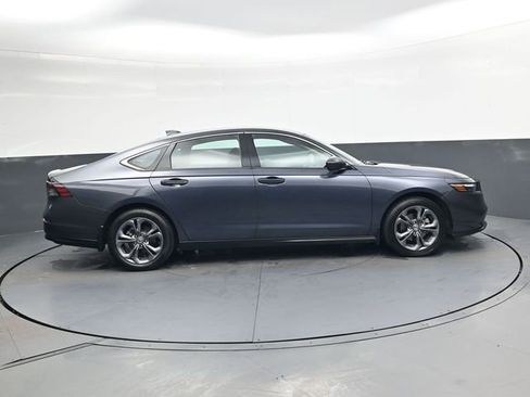 Used 2023 Honda Accord EX image 3