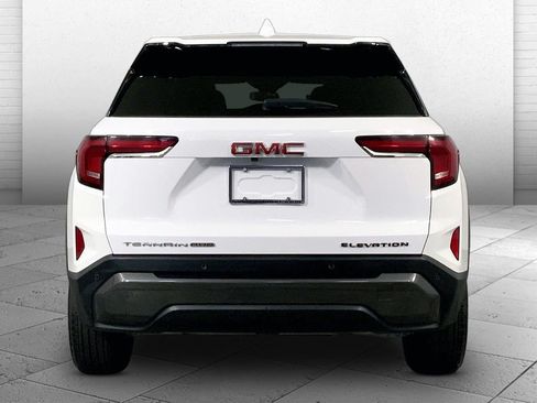 Used 2025 GMC Terrain Elevation AWD/4WD image 3