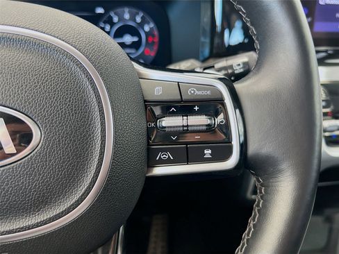 Used 2021 Kia Sorento SX Prestige image 36