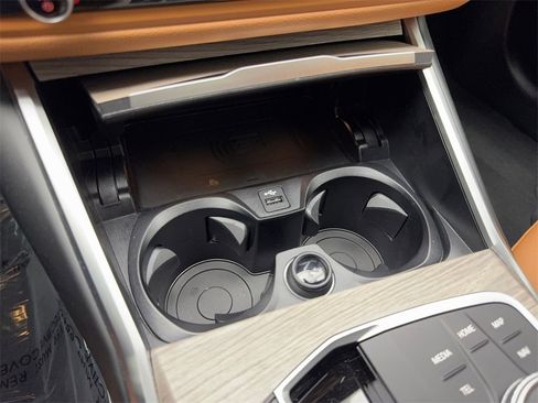 Used 2025 BMW 330i xDrive Sedan w/ Premium Package image 65