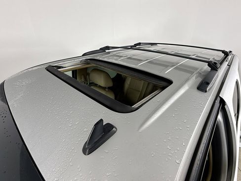 Used 2010 GMC Yukon SLT w/ SLT-2 Equipment Package image 22