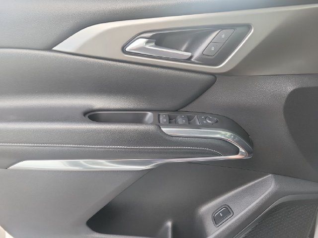 Used 2024 Chevrolet Traverse LS FWD image 19