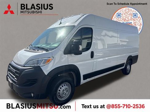 Used 2025 RAM ProMaster 3500 w/ Convenience Group FWD image 15