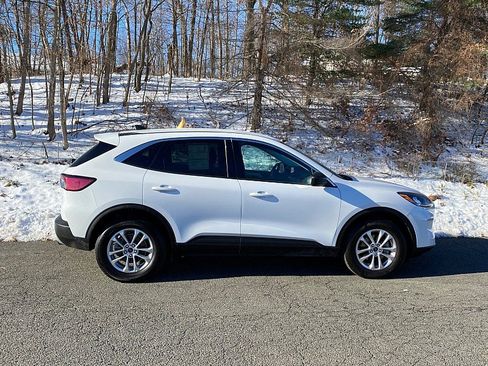 Certified 2022 Ford Escape SE w/ Convenience Package image 5