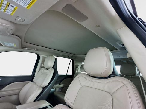Used 2024 Lincoln Navigator L Reserve AWD/4WD image 14