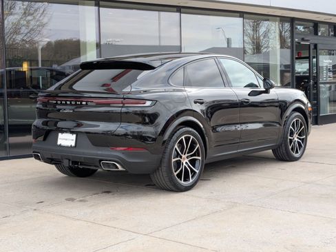 New 2026 Porsche Cayenne Coupe image 9