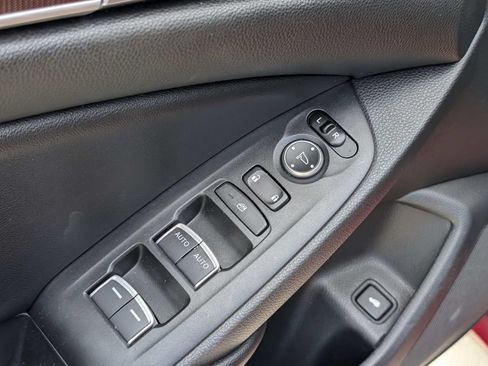 Used 2021 Honda Accord Sport image 14