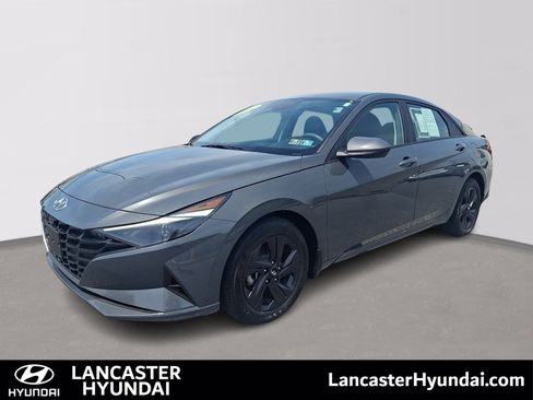 Used 2023 Hyundai Elantra SEL FWD image 1