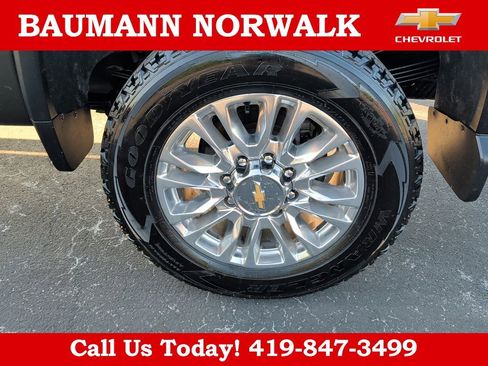 Used 2022 Chevrolet Silverado 3500 High Country w/ Z71 Off-Road Package AWD/4WD image 25