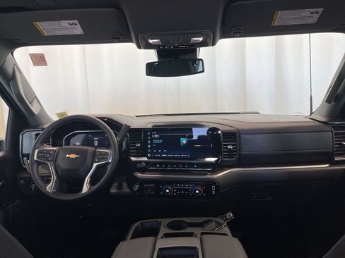 Used 2025 Chevrolet Silverado 2500 LT w/ Safety Package AWD/4WD image 9