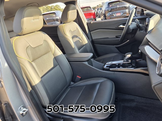 Used 2025 Chevrolet Trax ACTIV FWD image 18