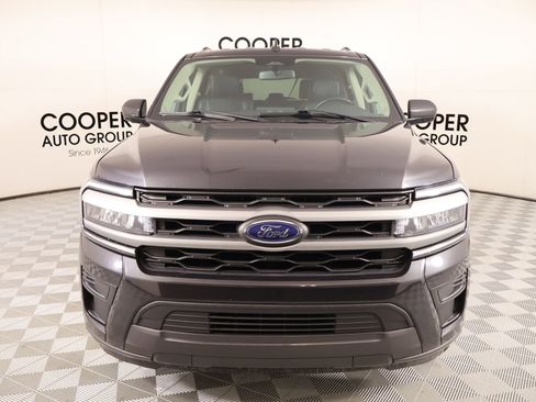 Used 2024 Ford Expedition Max XLT image 10