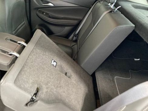 Used 2024 Buick Encore GX Sport Touring image 8