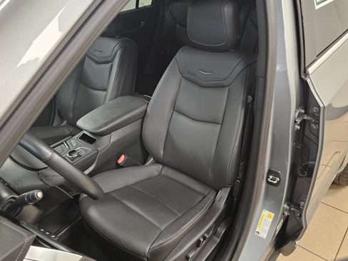 Used 2024 Cadillac XT6 Premium Luxury w/ Technology Package image 39