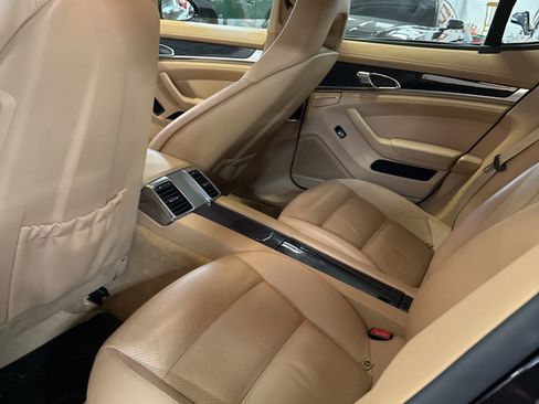 Used 2012 Porsche Panamera S image 16