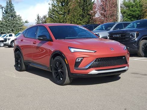 Certified 2024 Buick Envista Sport Touring w/ Convenience I Package image 2