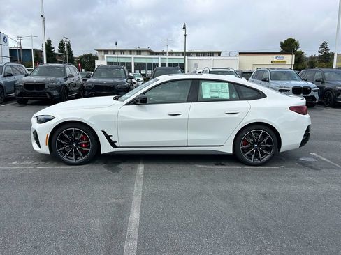 New 2026 BMW 430i w/ M Sport Package RWD image 2