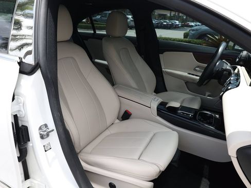 Used 2023 Mercedes-Benz CLA 250 4MATIC w/ Premium Package image 21