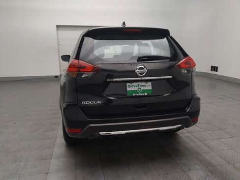 Used 2017 Nissan Rogue S FWD image 6