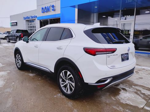 Used 2023 Buick Envision Essence image 2