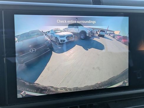 Used 2024 Jeep Wrangler Unlimited Rubicon image 18