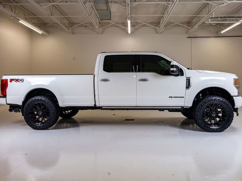 Used 2020 Ford F350 Limited AWD/4WD image 11