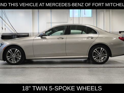 Used 2022 Mercedes-Benz E 350 4MATIC Sedan image 4