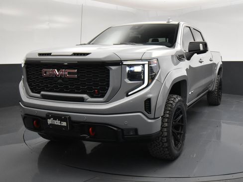 Used 2024 GMC Sierra 1500 AT4 w/ Technology Package image 2
