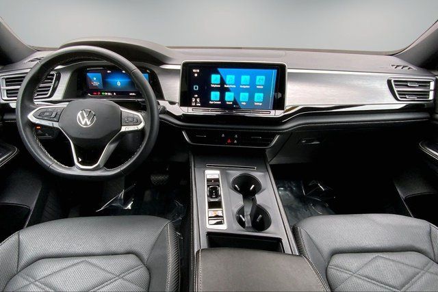 Used 2024 Volkswagen Atlas Cross Sport SE AWD/4WD image 14
