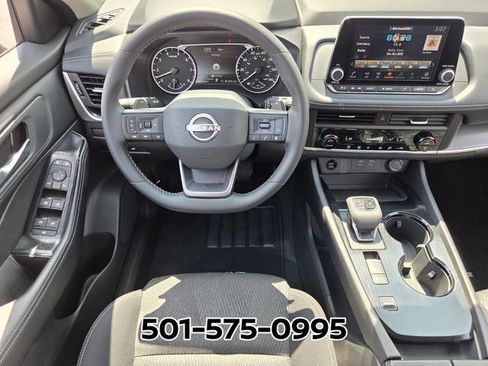 Used 2026 Nissan Rogue SV FWD image 13