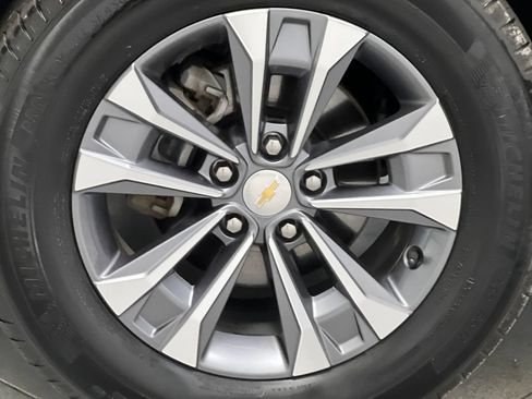 Used 2025 Chevrolet Equinox LT w/ Convenience Package II AWD/4WD image 69