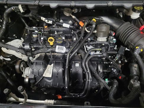 Used 2022 Ford Edge Titanium image 30