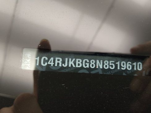 Used 2022 Jeep Grand Cherokee L Limited image 33