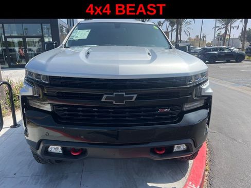 Used 2020 Chevrolet Silverado 1500 LT Trail Boss image 9