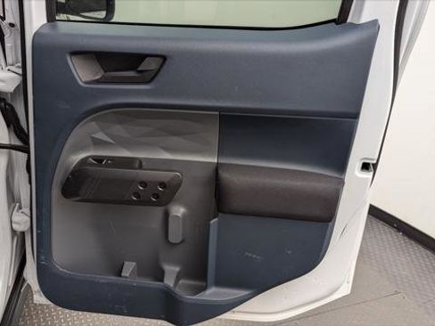 Used 2022 Ford Maverick XL image 18