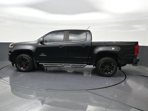 Used 2018 Chevrolet Colorado LT w/ LT Convenience Package RWD image 2
